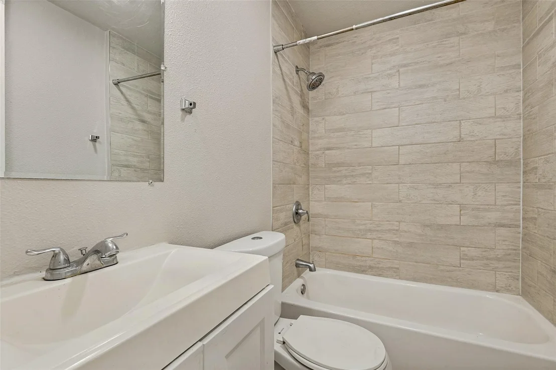 Photo of 3221 Ridgeview Circle