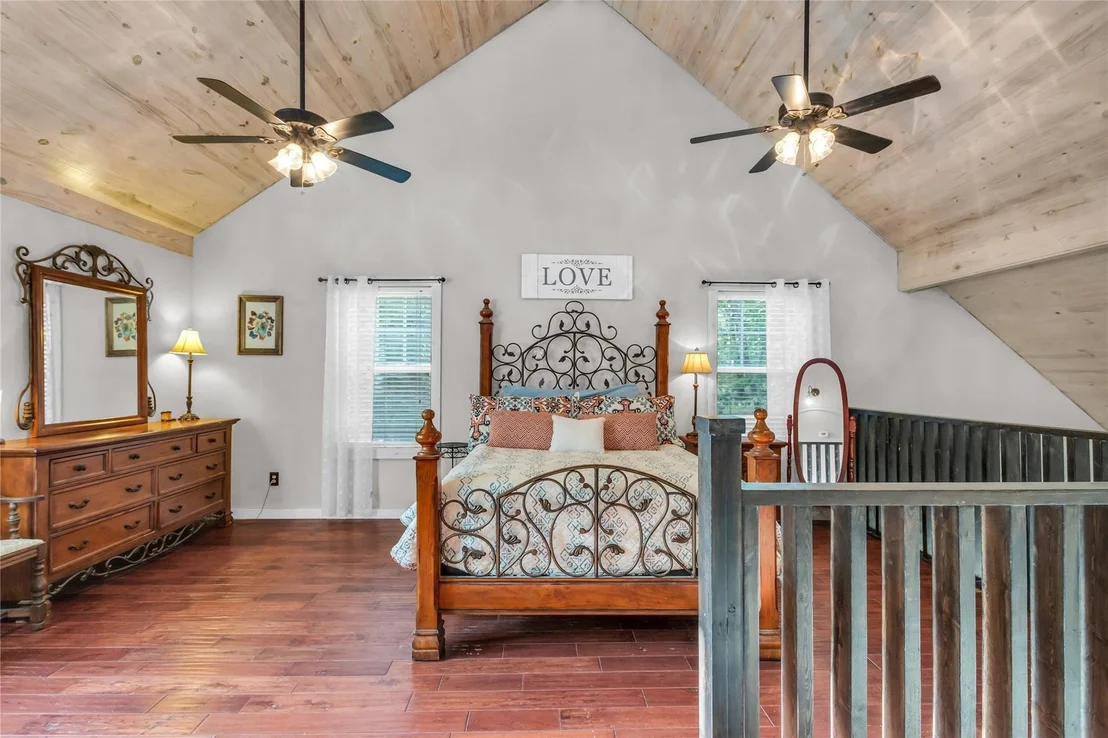 Photo of 459 County Road 4600