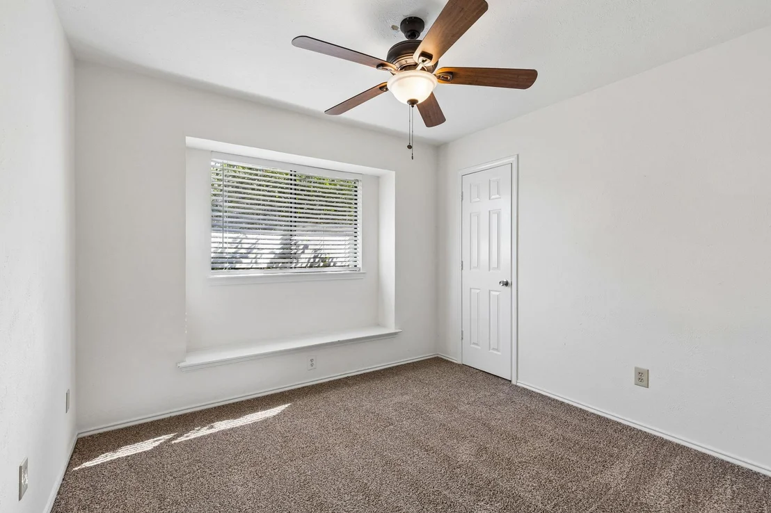 Photo of 1015 Sandy Creek Drive