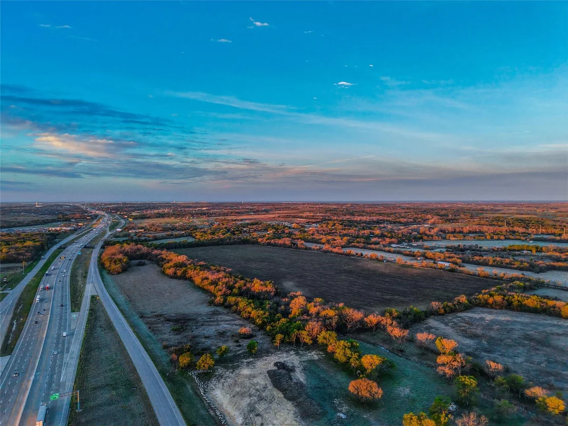 Photo of UNK Ih 35