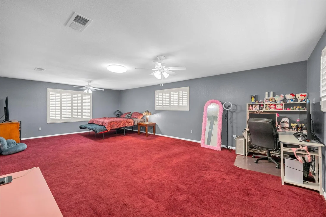 Photo of 5444 OLD LORENA Road