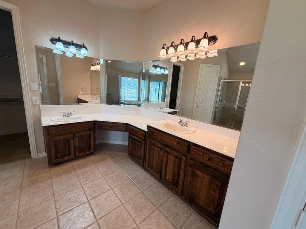 Photo of 2185 Clubview Drive