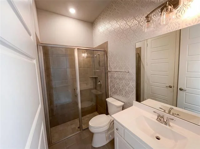 Photo of 2221 Laguna Drive