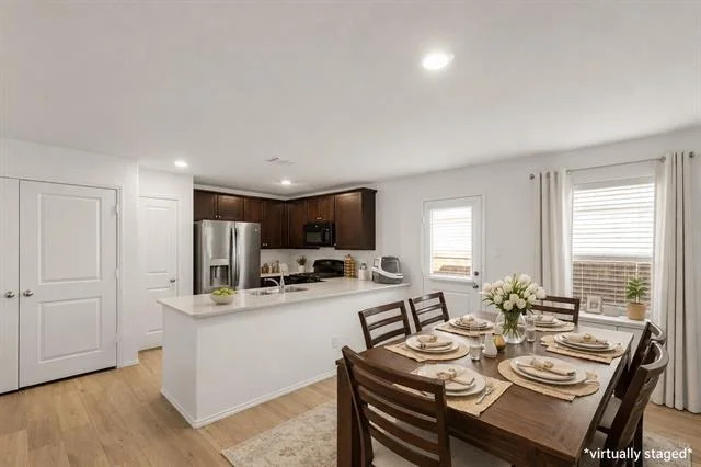 Photo of 7421 Gray Wolf Lane