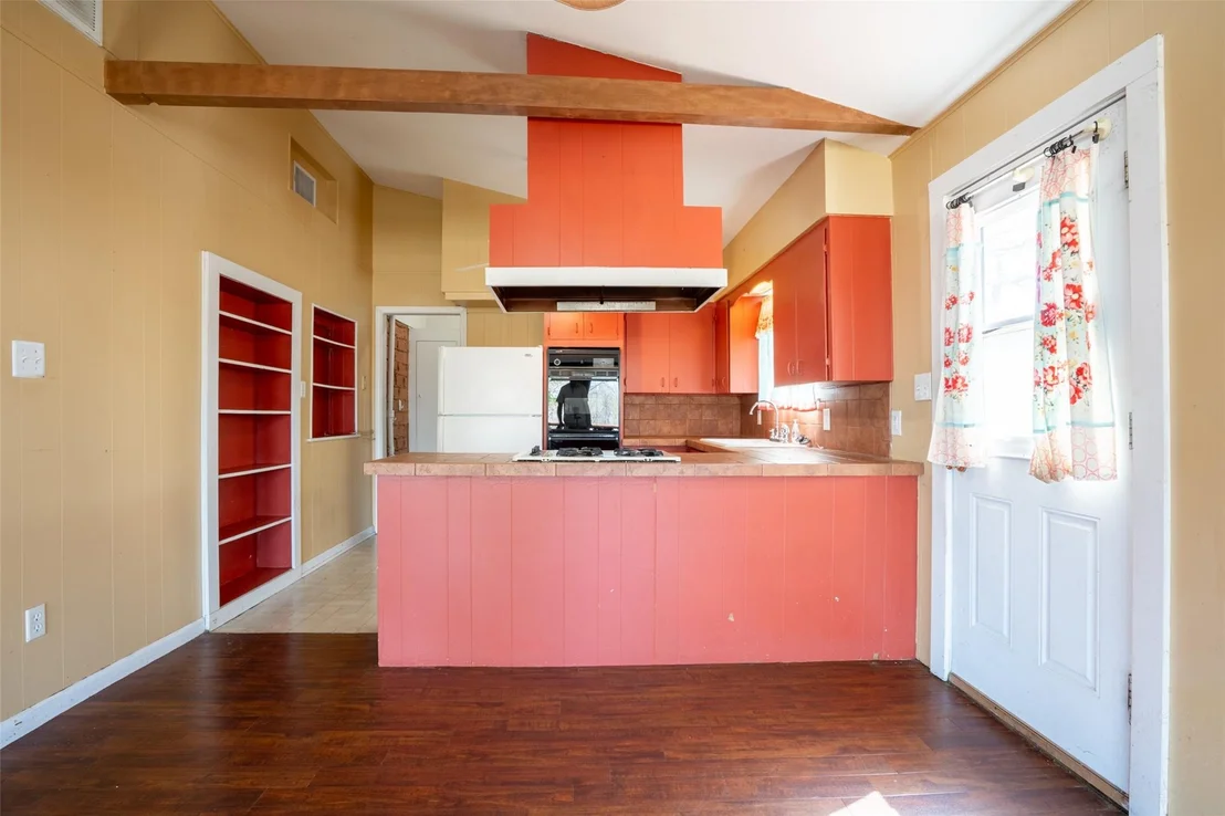 Photo of 9520 Heron Drive
