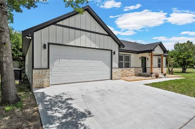 Photo of 1630 Egan Lane