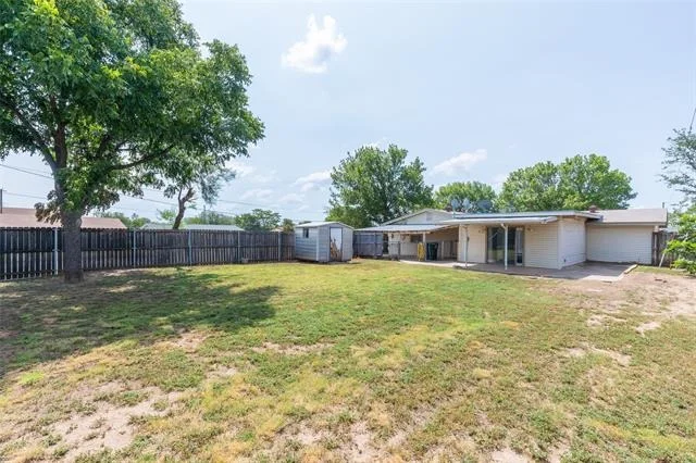 Photo of 2502 Bennett Drive