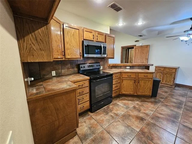 Photo of 529 Wildewood Drive