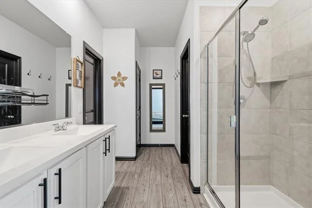 Photo of 645 Ridgeback Trail