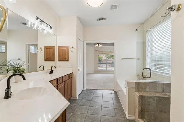 Photo of 4508 Farringdon Lane