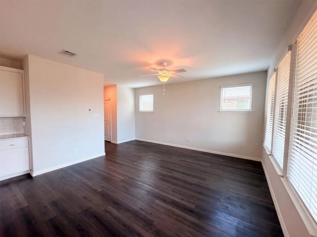 Photo of 1448 Martingale Lane
