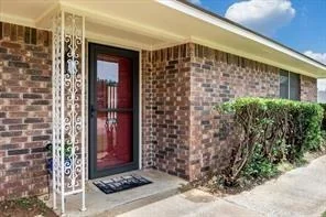 Photo of 2307 Arapaho Drive