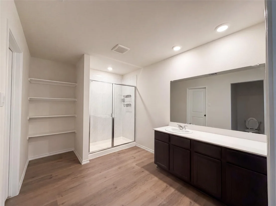 Photo of 6424 Waterfall Lane