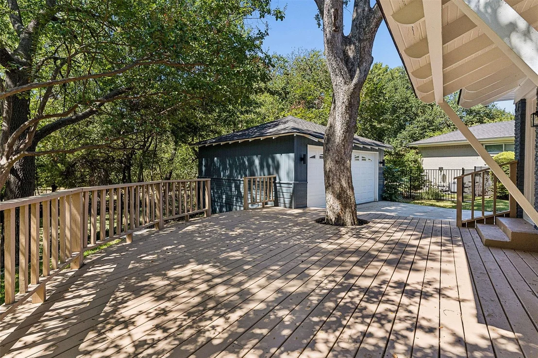 Photo of 6615 Ridgemont Drive