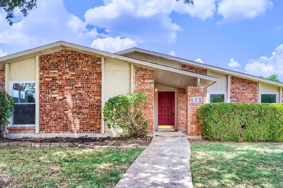 Photo of 815 Fleming Trail