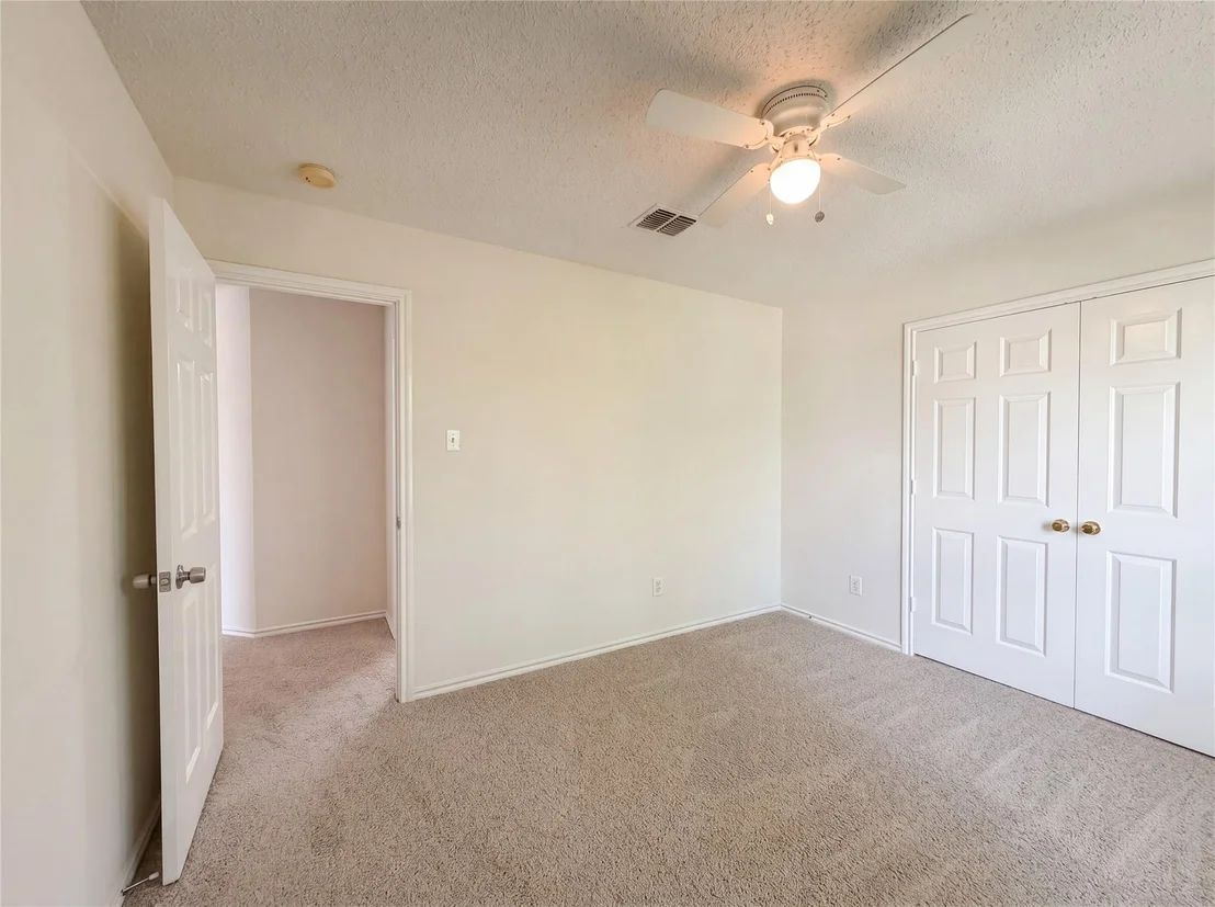Photo of 2320 Bantry Lane