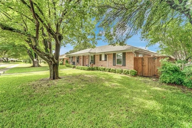 Photo of 2205 Forestcrest Drive