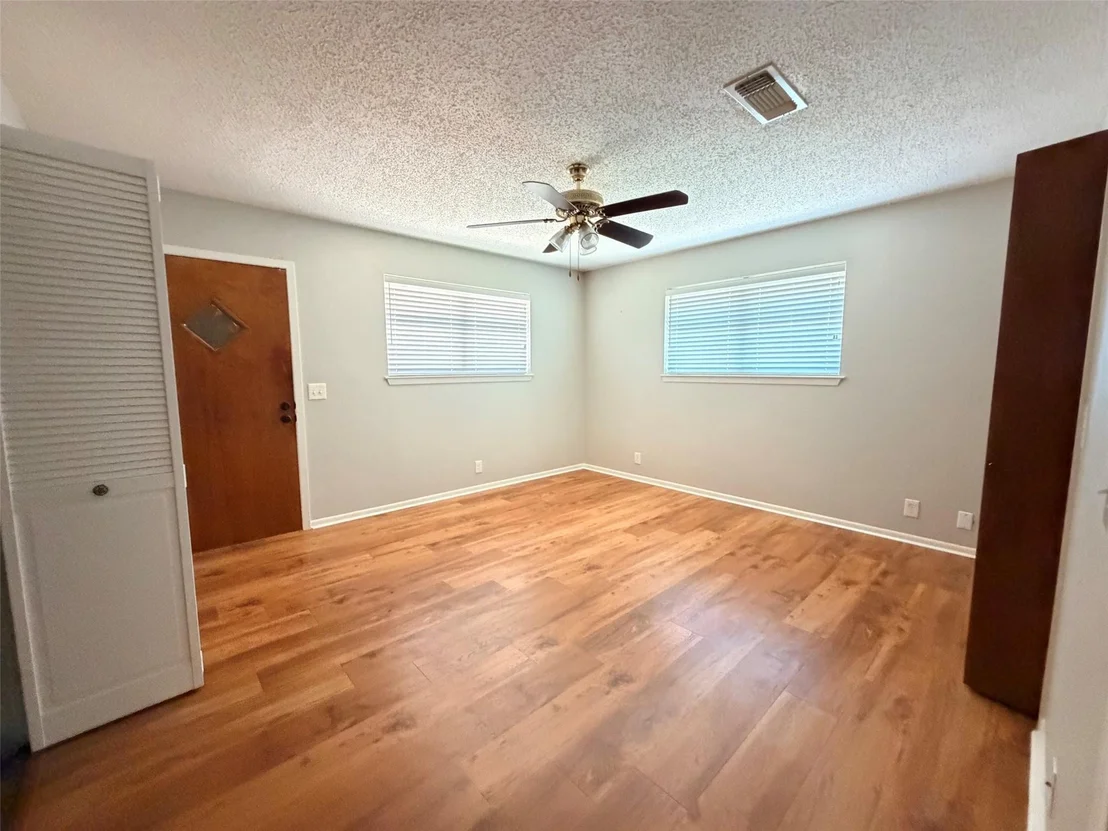 Photo of 2307 Arapaho Drive