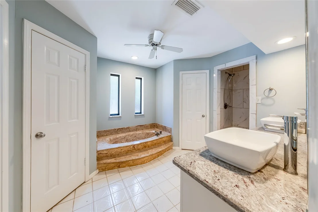 Photo of 2300 San Gabriel Drive