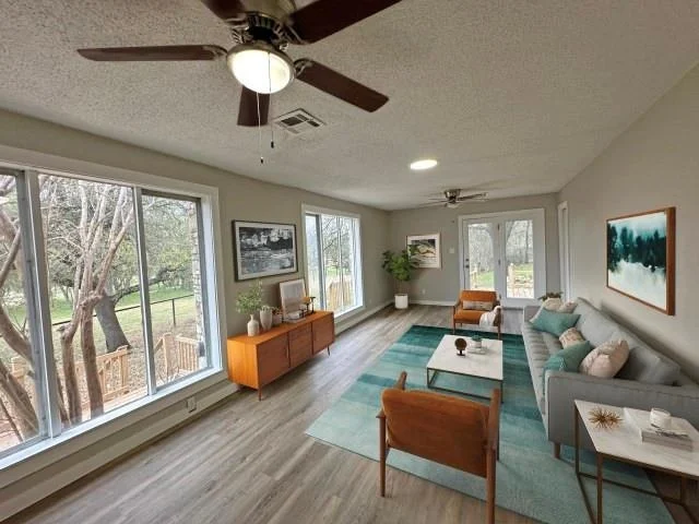 Photo of 7121 Mcgregor Park Road