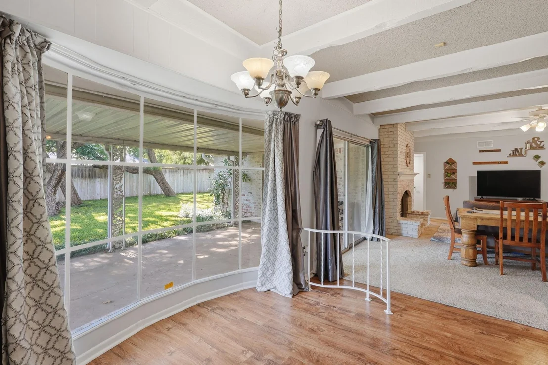 Photo of 858 Canyon Court