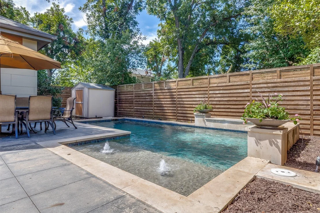 Photo of 5323 Denton Drive