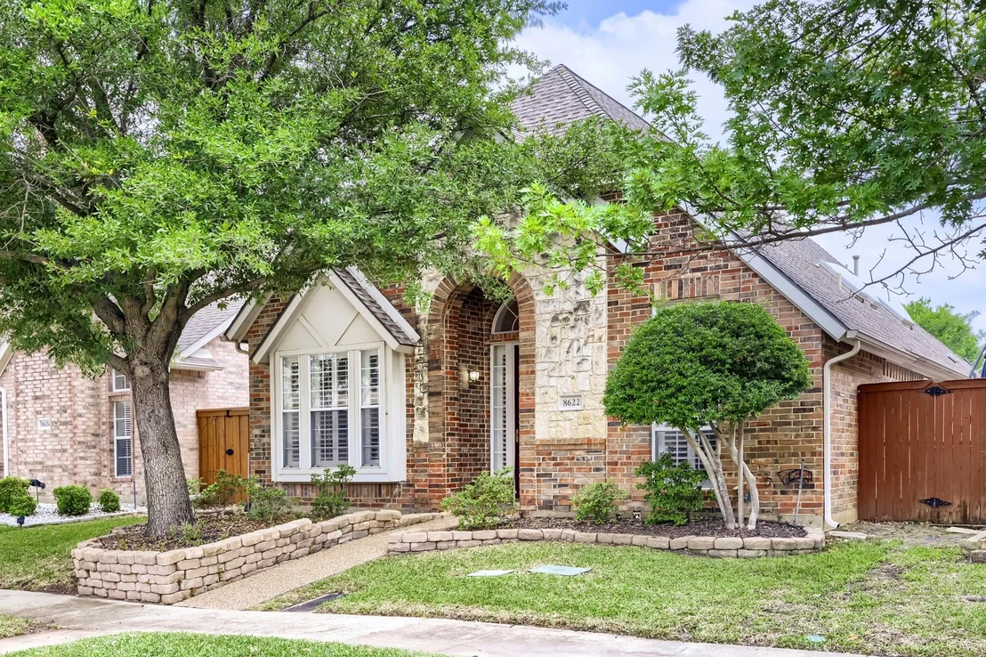 Photo of 8622 Forest Glen Drive