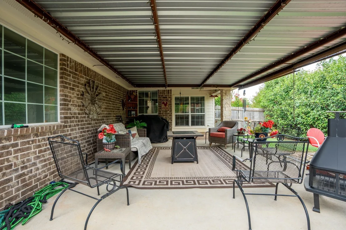Photo of 219 Oak Meadow Trail