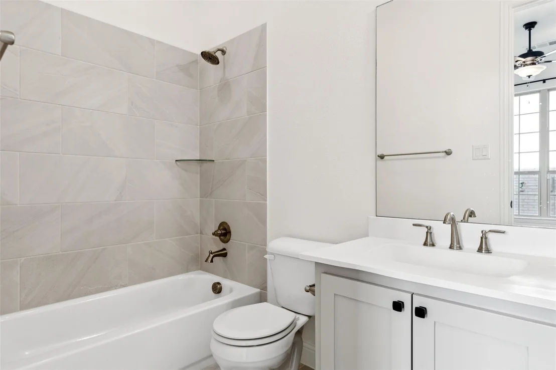 Photo of 3851 Freeman Way