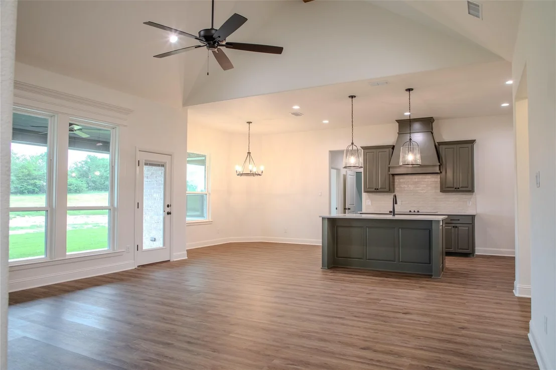 Photo of 204 Sweetgrass Drive