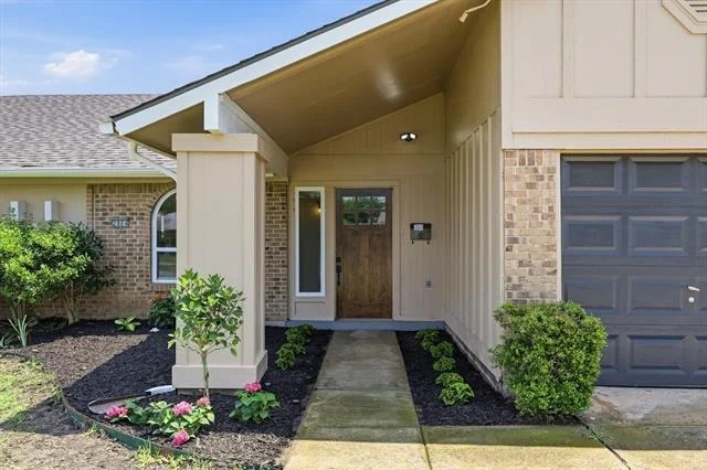 Photo of 2804 Elk Grove Road