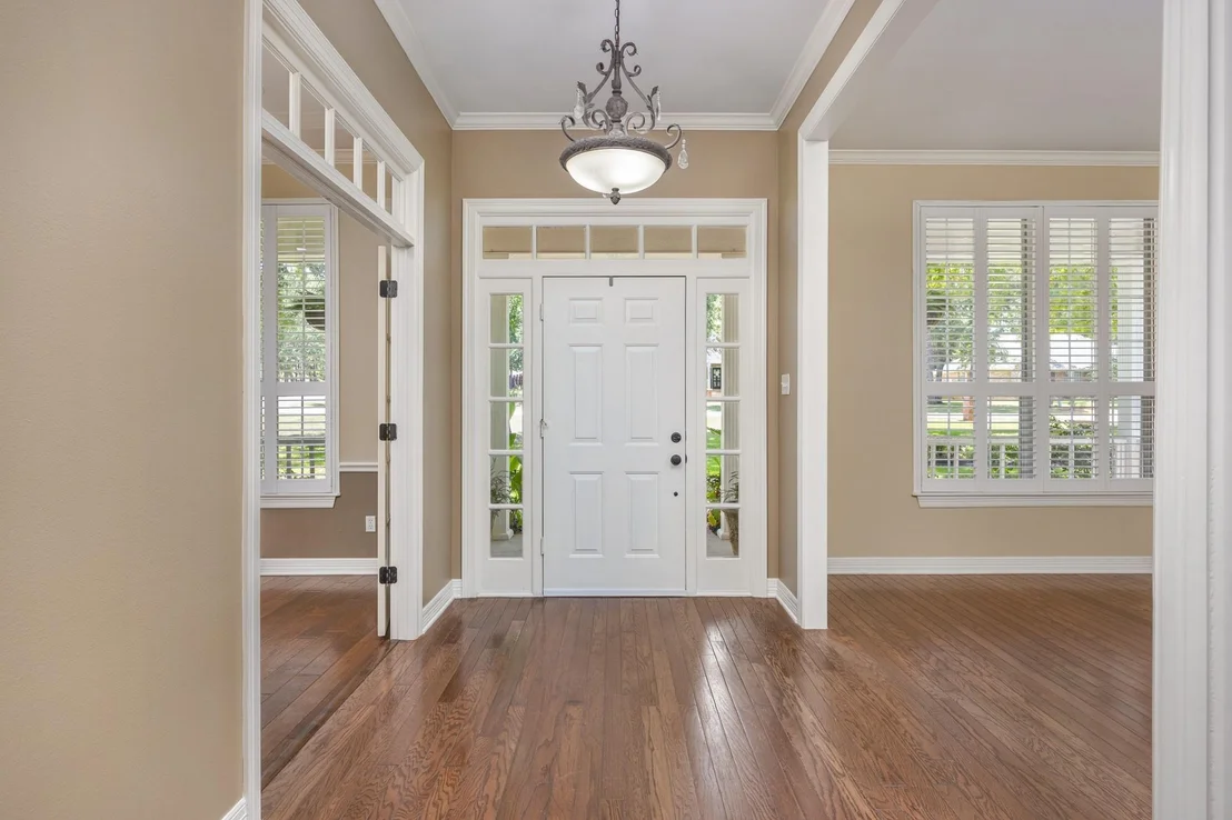 Photo of 17820 Oak Forest Drive