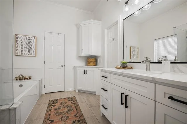 Photo of 6022 Prospect Avenue