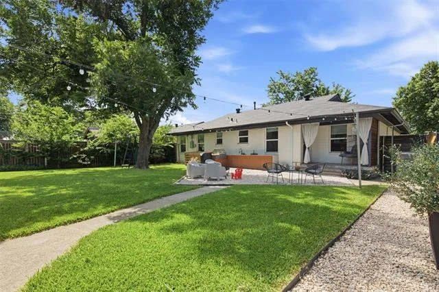 Photo of 2903 Healey Drive