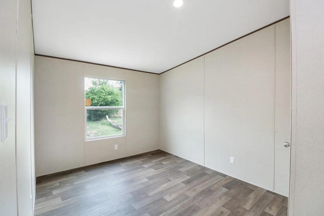 Photo of 707 W 8th Street
