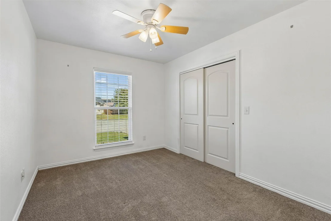 Photo of 8106 Woodside Road