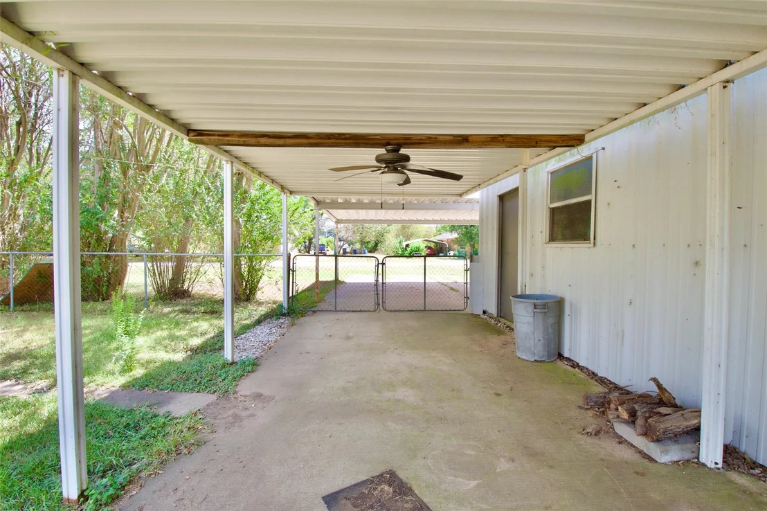 Photo of 1202 Tyler