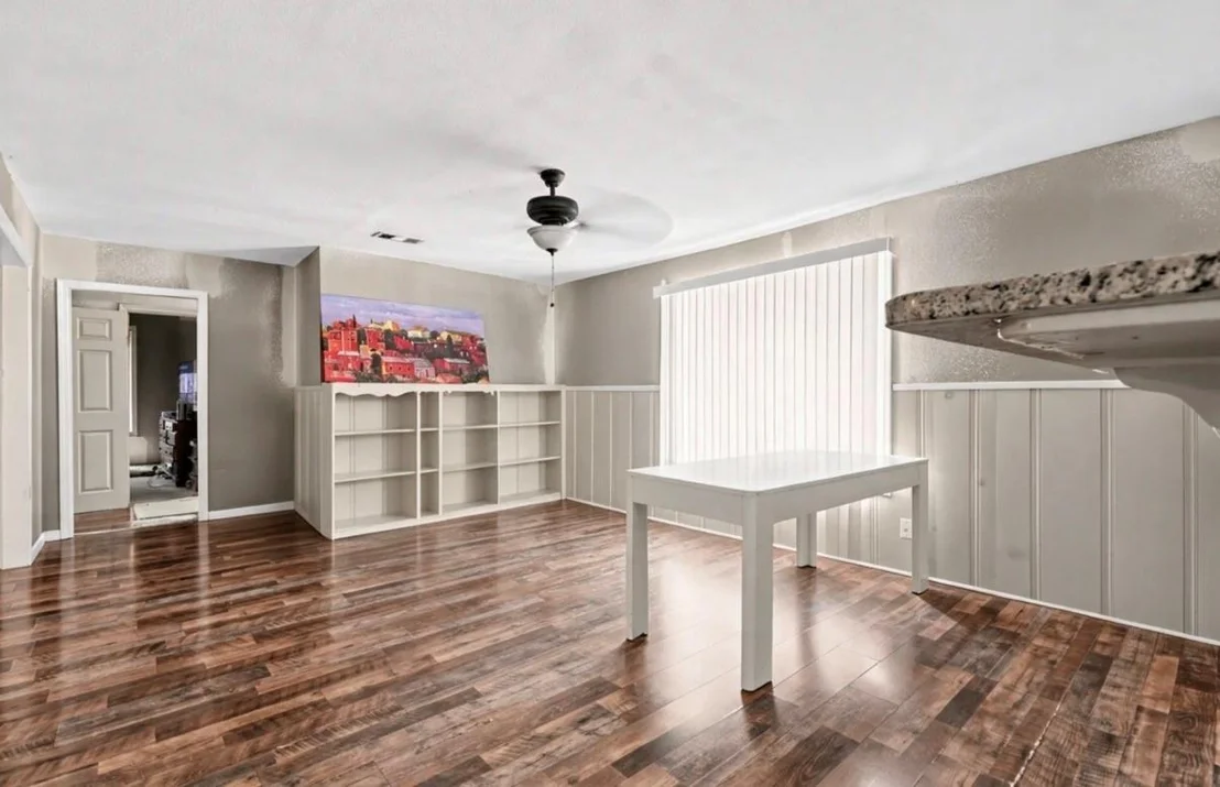 Photo of 535 Ross Road