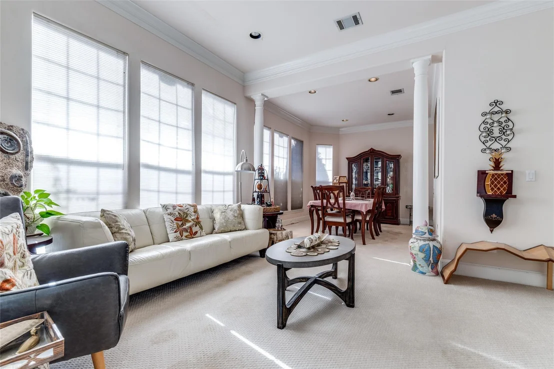 Photo of 5929 Pebblestone Lane