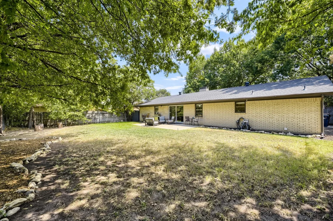 Photo of 1300 Greenbriar Street