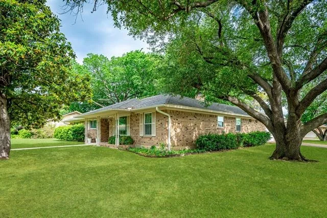 Photo of 302 Magnolia Street
