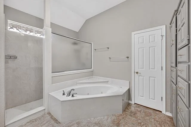 Photo of 2212 Summit Drive