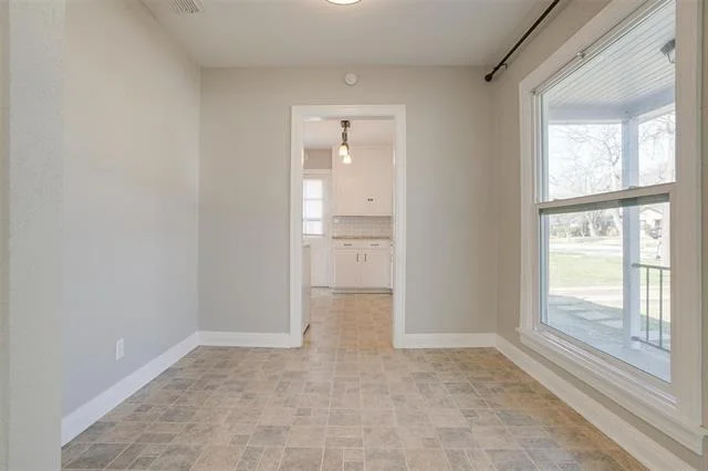 Photo of 4921 Pershing Avenue
