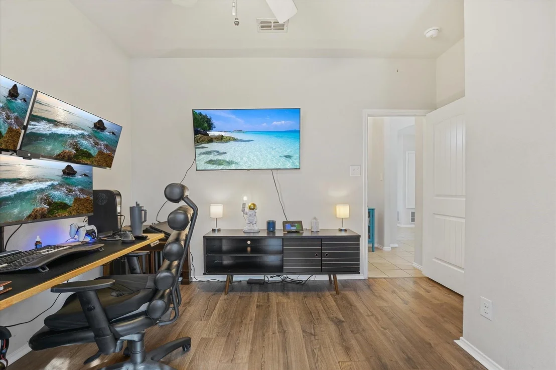 Photo of 3801 Surf Street