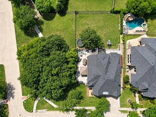 Photo of 4956 Exposition Way