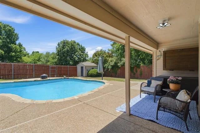 Photo of 1703 Oakmeadow Drive