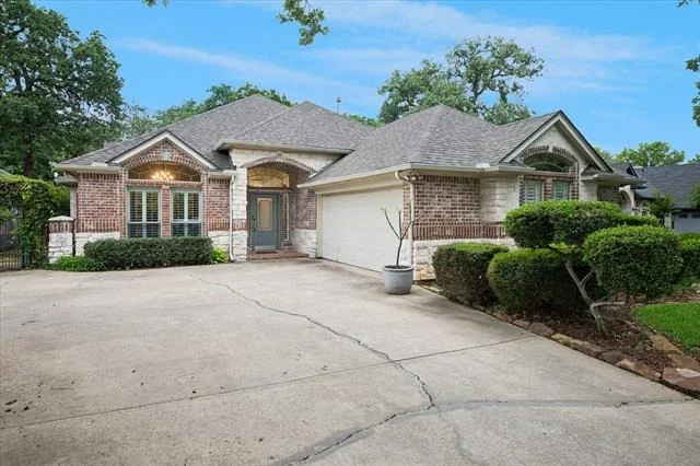 Photo of 1403 Briar Meadow Drive