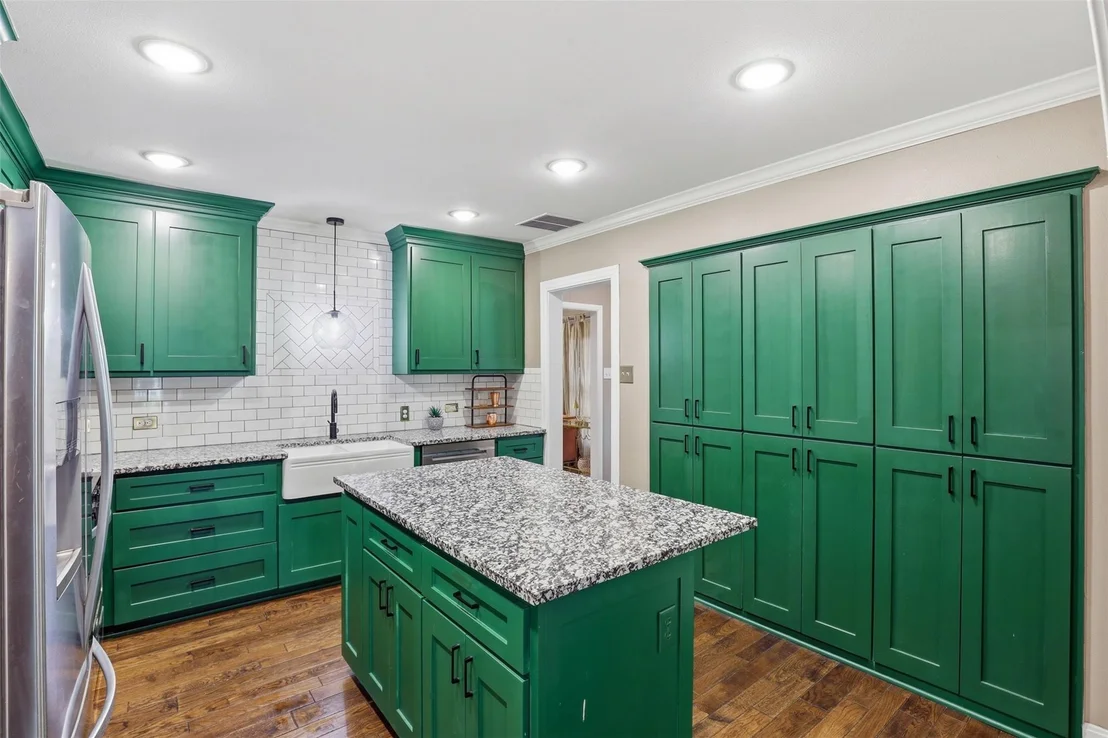 Photo of 216 Sunset Drive