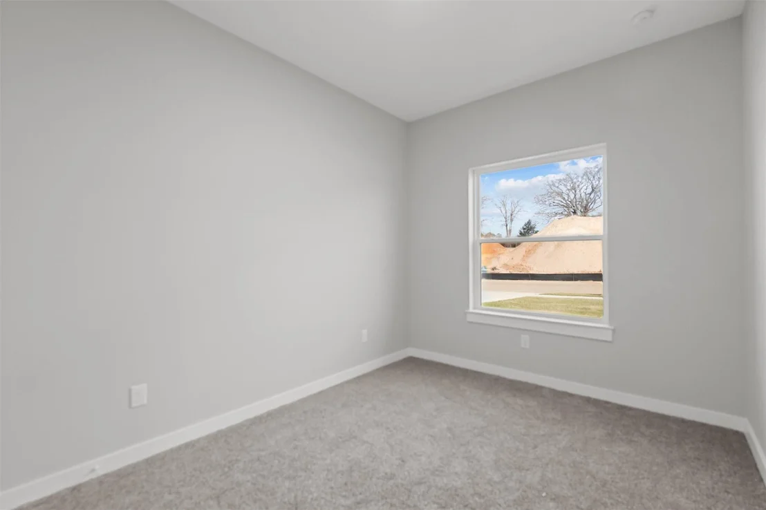 Photo of 16529 Crossing Circle