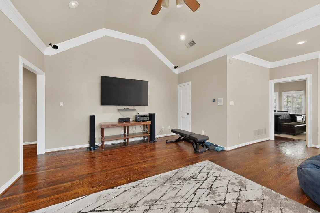 Photo of 5700 Walden Drive